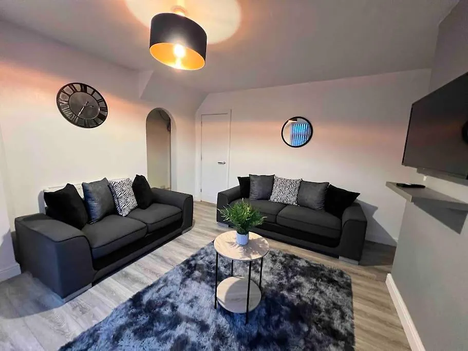 Flaxton-Luxurious Home Near Nec, Bhx Birmingham